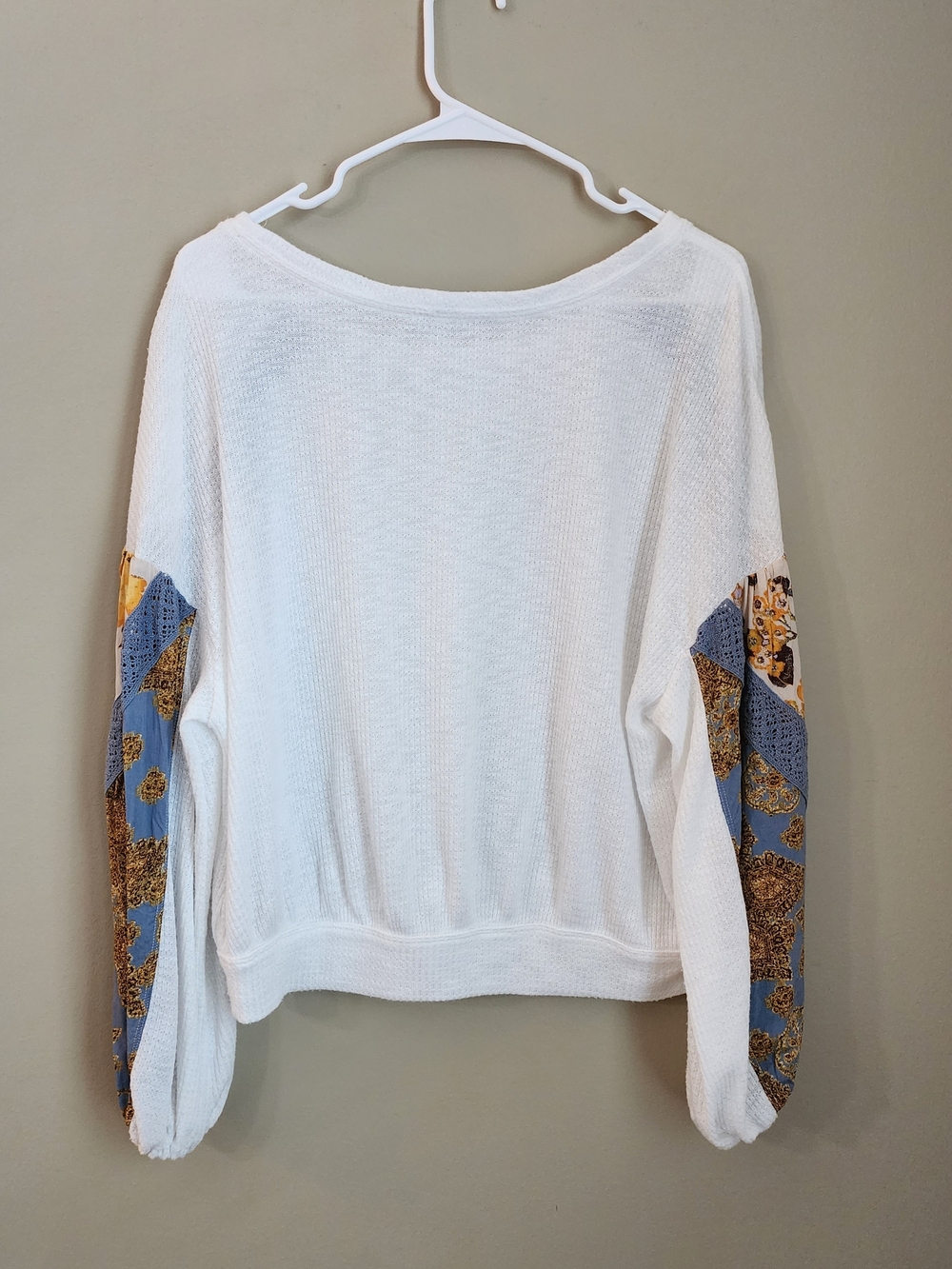Free People White Waffle Pullover with Blue & Gold Patterned Balloon Sleeves - Picture 3 of 9